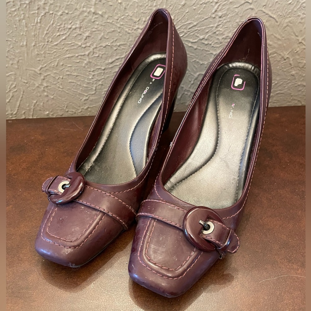 Bandolino plum wedges, size 8.5M